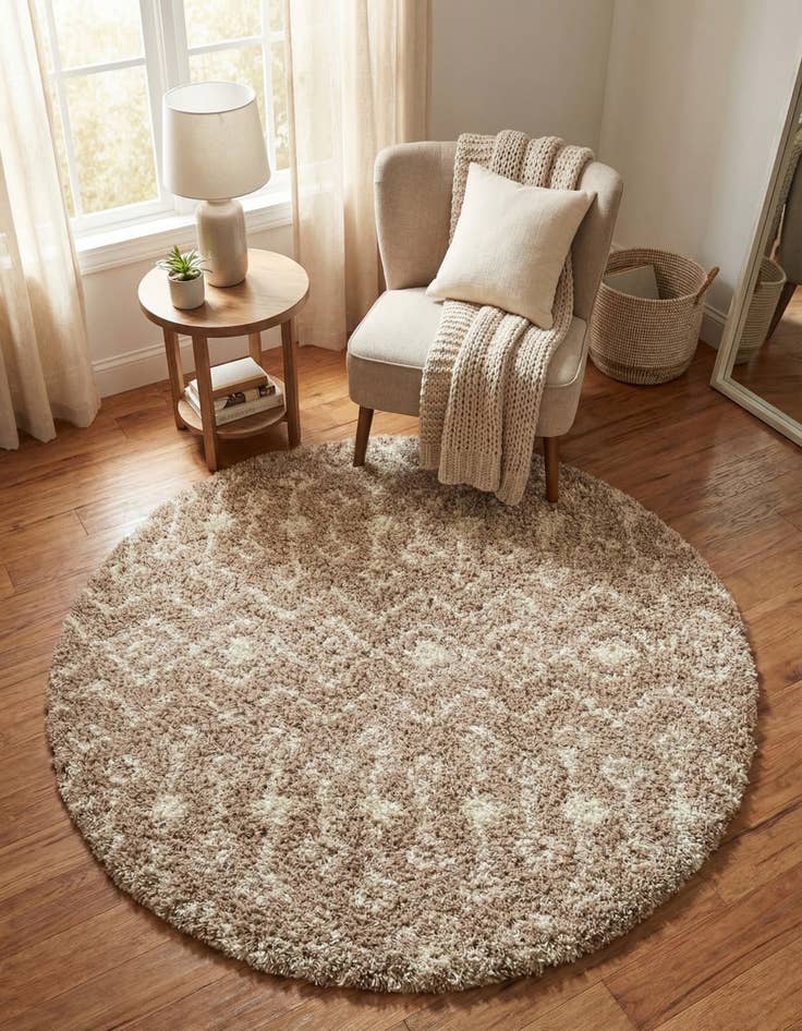 Detail image of 5' 3 x 5' 3 Moroccan Trellis Shag Round Rug