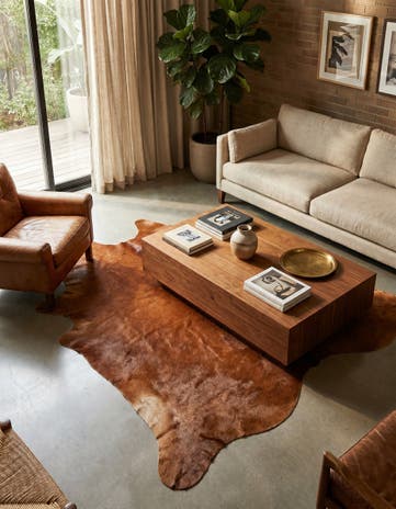 6' 7 x 6' 10 Cowhide Leather Square Rug