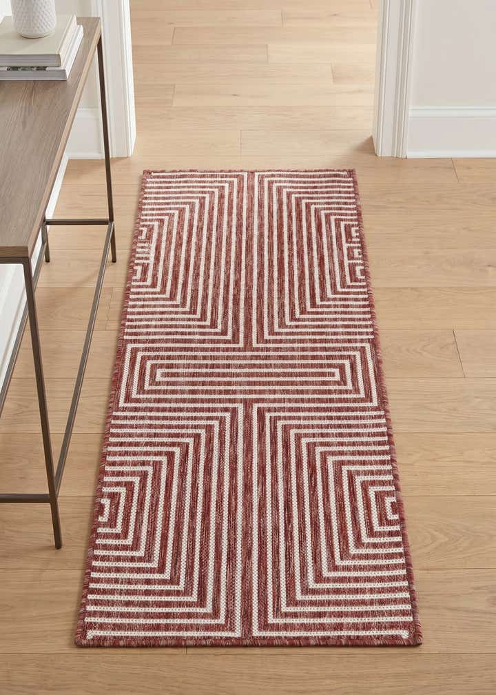 2' x 4' Easy-Clean Modern Indoor / Outdoor Runner Rug