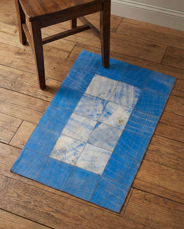 2' x 3' Cowhide Leather Rug