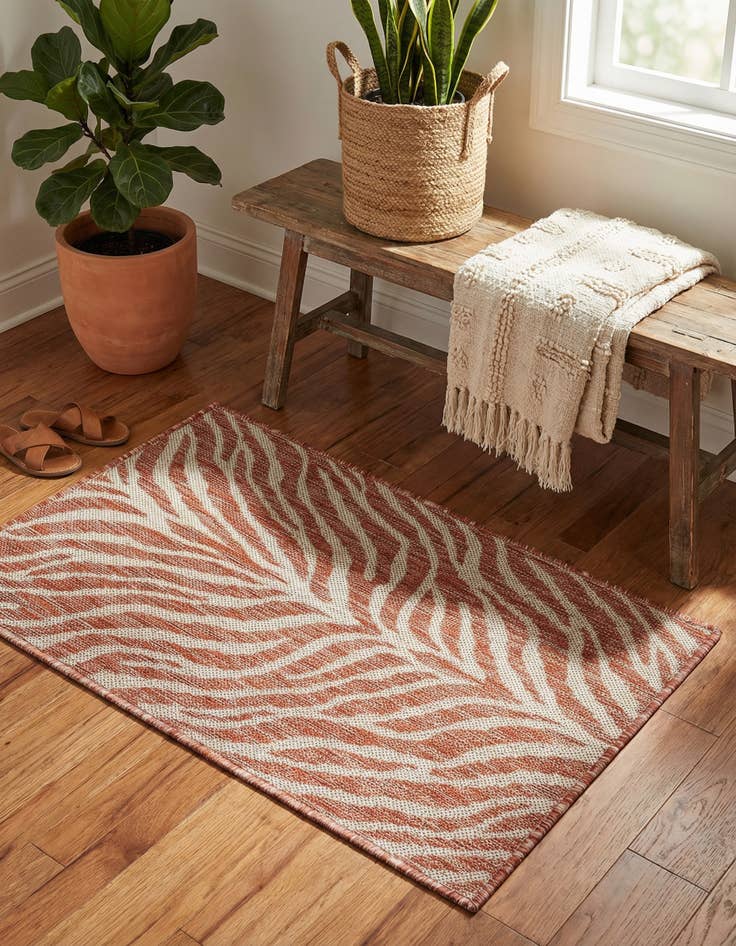 Detail image of 2' x 3' Easy-Clean Safari Indoor / Outdoor Rug