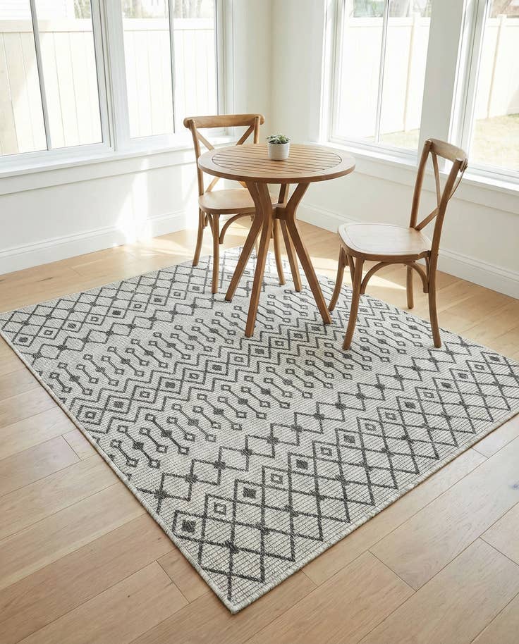 Detail image of 5' 3 x 5' 3 Easy-Clean Lattice Indoor / Outdoor Square Rug