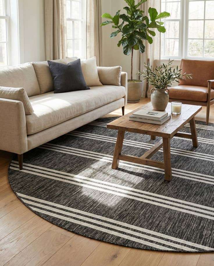 Detail image of 7' 10 x 7' 10 Easy-Clean Jill Zarin Anguilla Indoor / Outdoor Round Rug