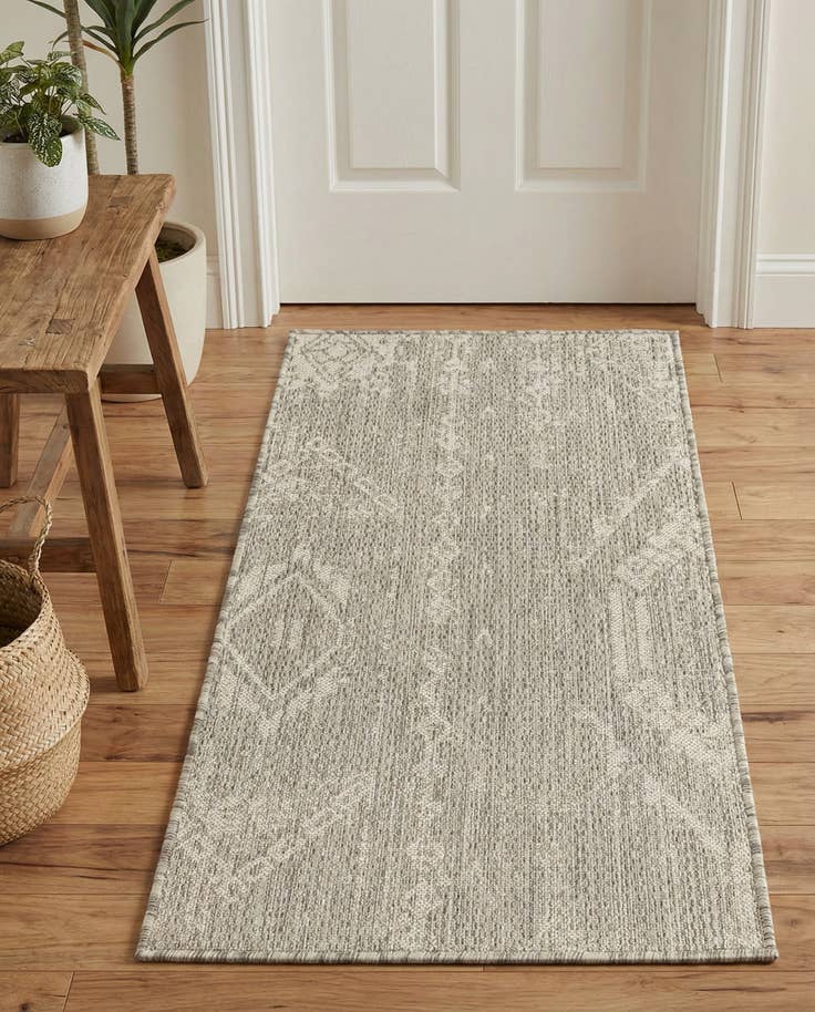 Detail image of 2' x 4' Easy-Clean Bohemian Indoor / Outdoor Runner Rug
