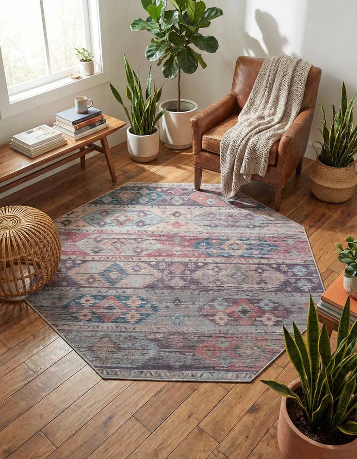 Detail image of 7' 10 x 7' 10 Washable Sisu Octagon Rug