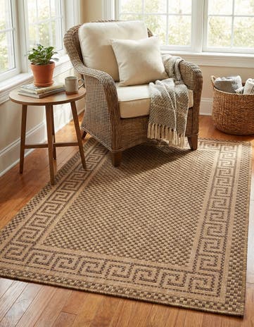 3' 3 x 5' Easy-Clean Border Indoor / Outdoor Rug