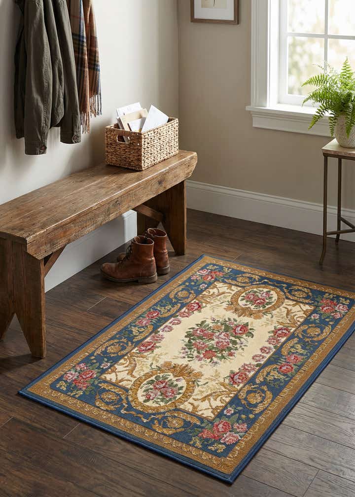 2' x 3' Easy-Clean Traditional Indoor / Outdoor Rug