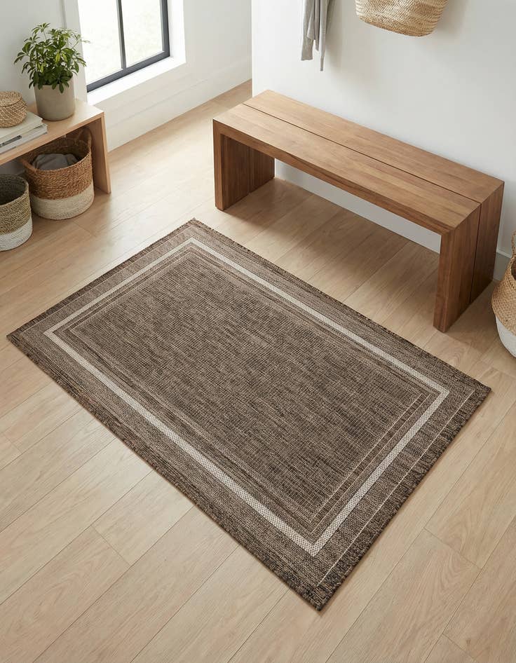 Detail image of 3' 1 x 5' 3 Washable Border Indoor / Outdoor Rug