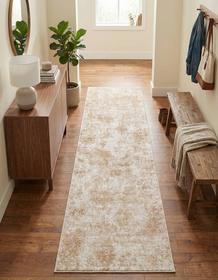 Detail image of 2' 7 x 10' Aurora Runner Rug