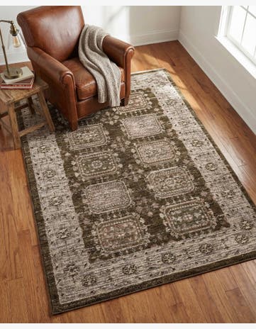 Green Grand Tradition Rug