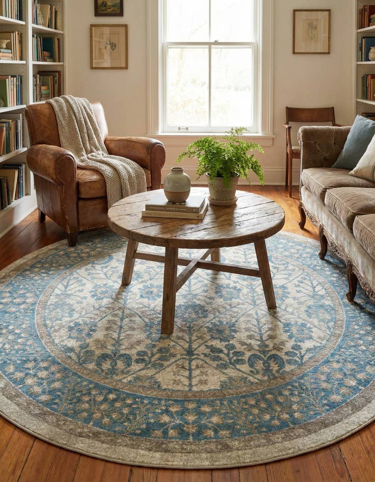 Detail image of 7' 3 x 7' 3 Viola Round Rug