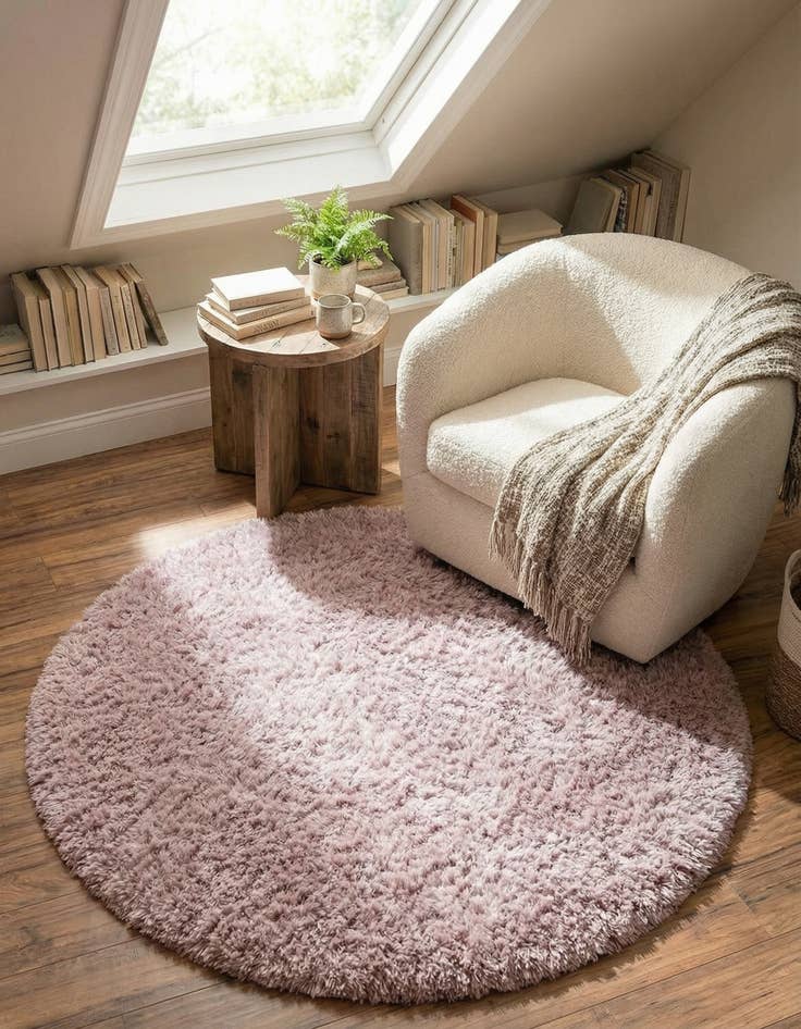 Detail image of 4' x 4' Infinity Shag Round Rug