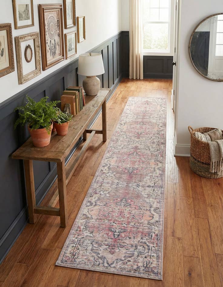 Detail image of 2' 7 x 13' Washable Nostalgia Runner Rug