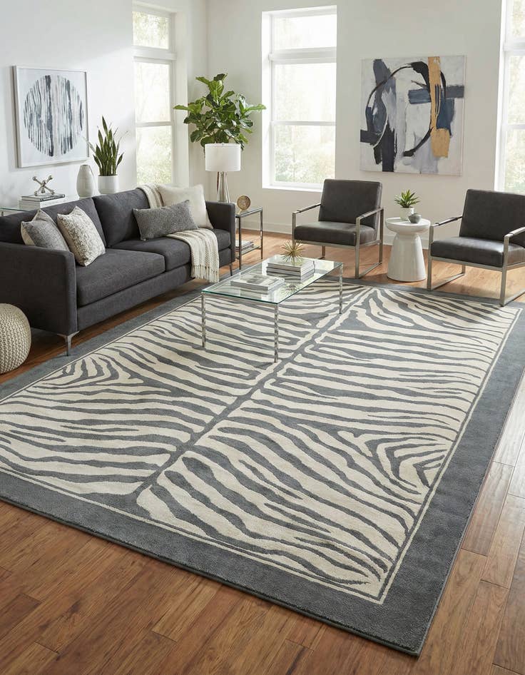 Detail image of  10' x 14' Savannah Rug