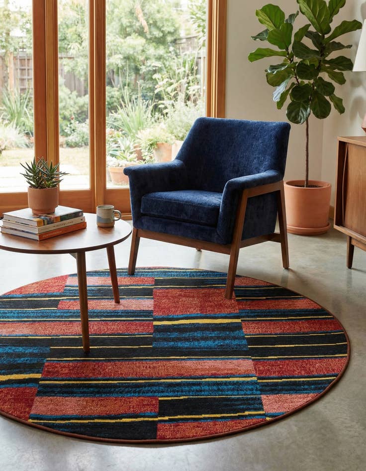 Detail image of 4' x 4' Washable Modern Indoor / Outdoor Round Rug