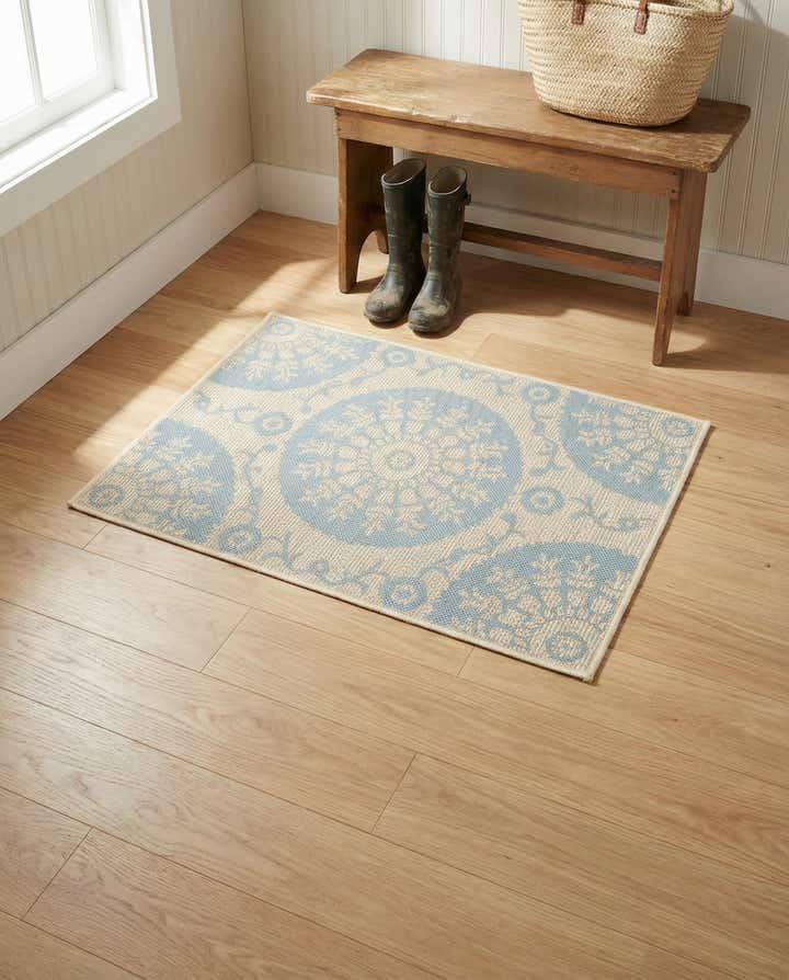2' 2 x 3' Easy-Clean Botanical Indoor / Outdoor Rug