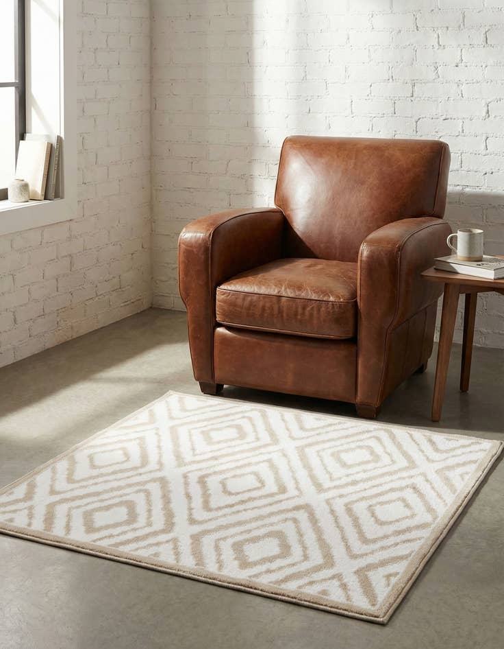 Detail image of  3' 3 x 3' 3 Hermitage Square Rug