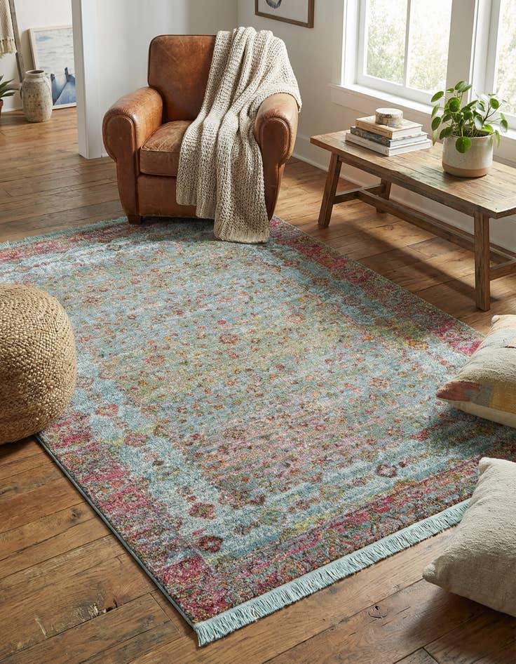 Detail image of 4' 3 x 6' Havana Rug