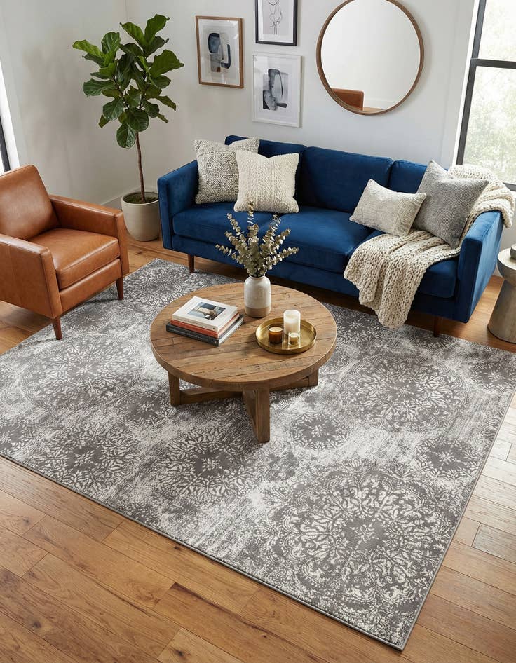 Detail image of 7' 10 x 10' Monte Carlo Rug