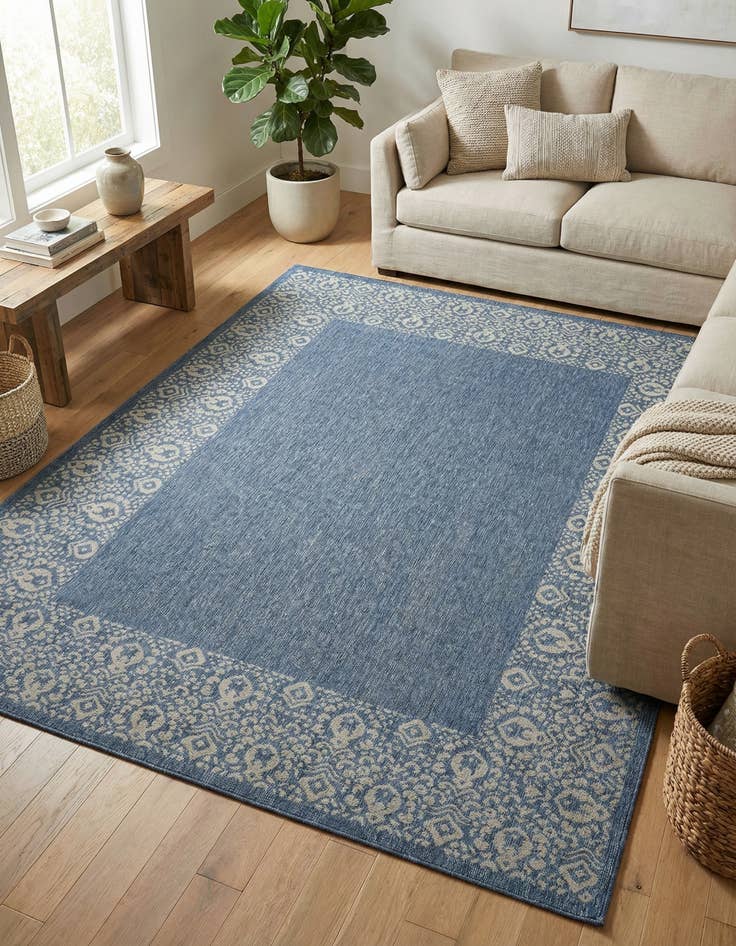 Detail image of  7' 10 x 10'  Washable Border Indoor / Outdoor Rug