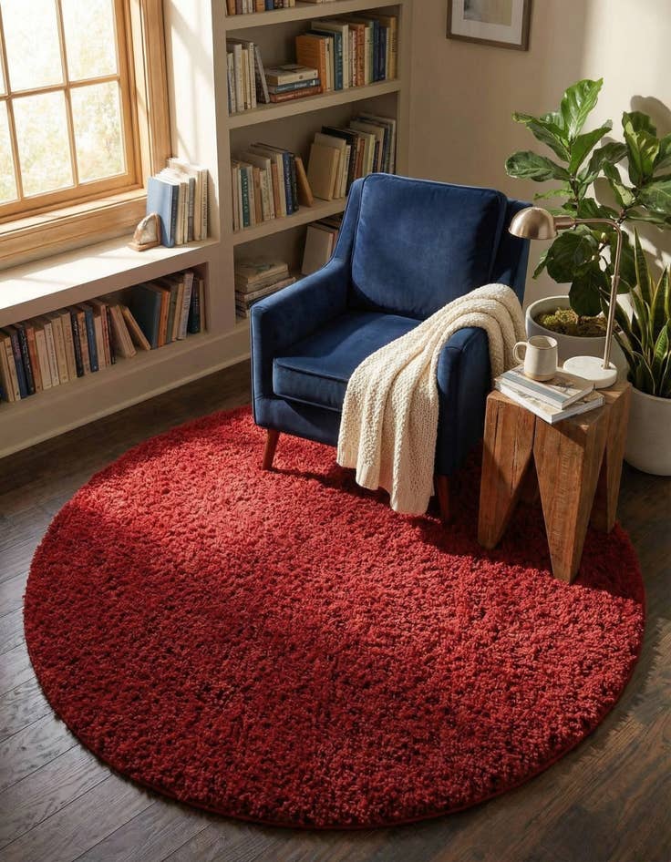 Detail image of 7' x 7' Everyday Shag Round Rug