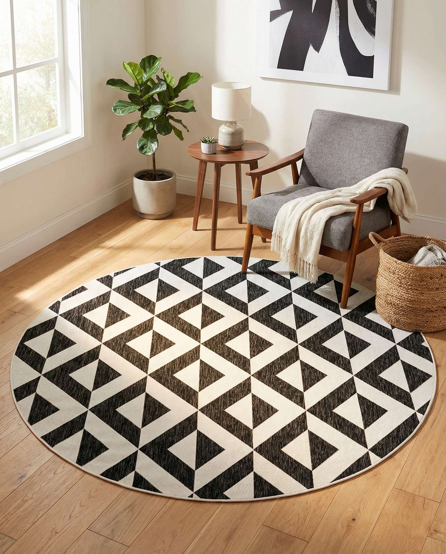 7' 10 x 7' 10 Easy-Clean Jill Zarin Napa Indoor / Outdoor Round Rug