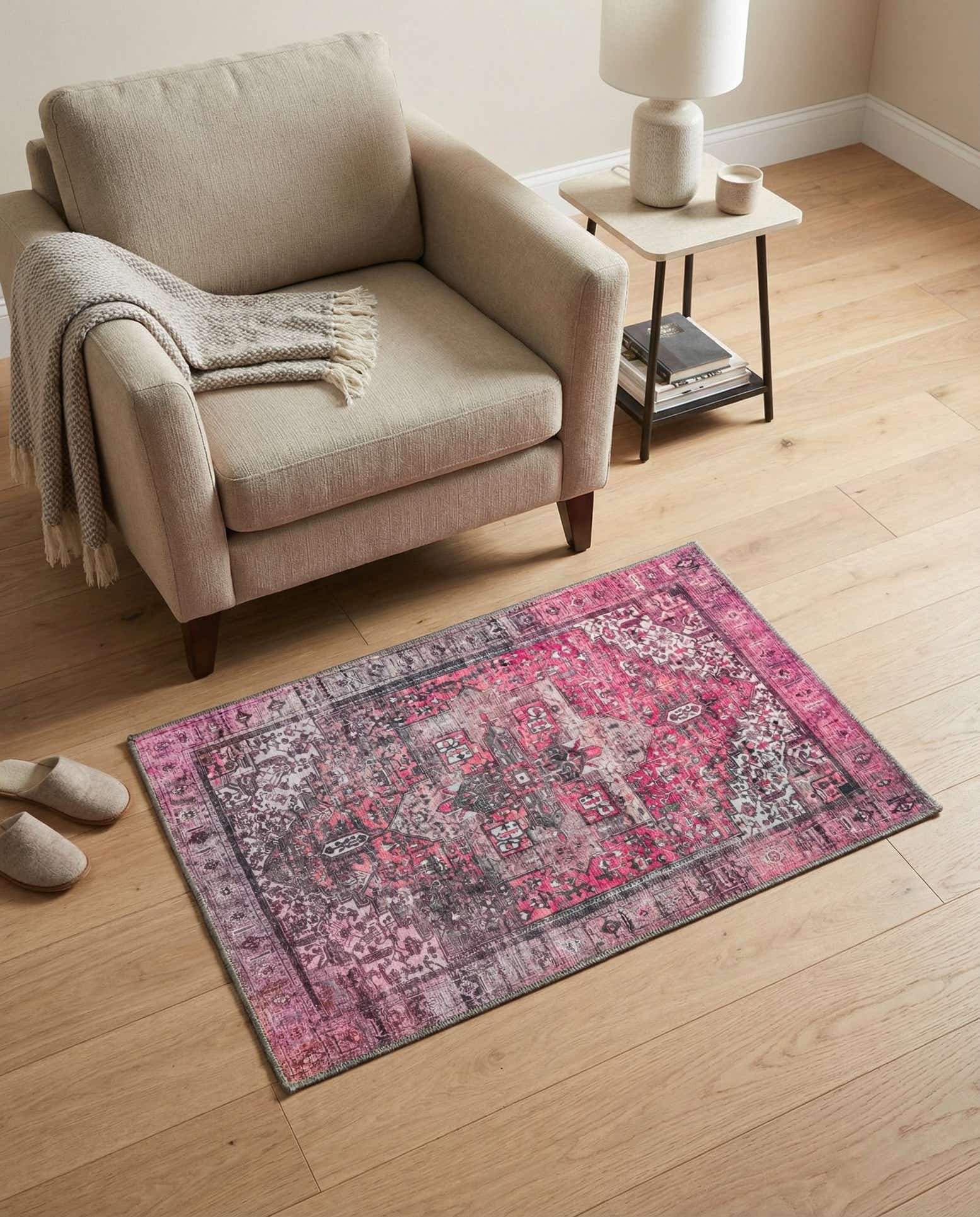 2' x 3' Washable Timeless Rug