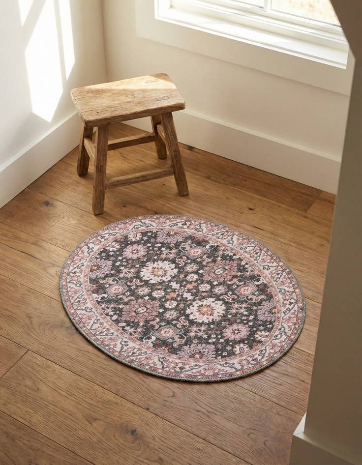 Detail image of 2' x 3' 1 Timeless Oval Rug