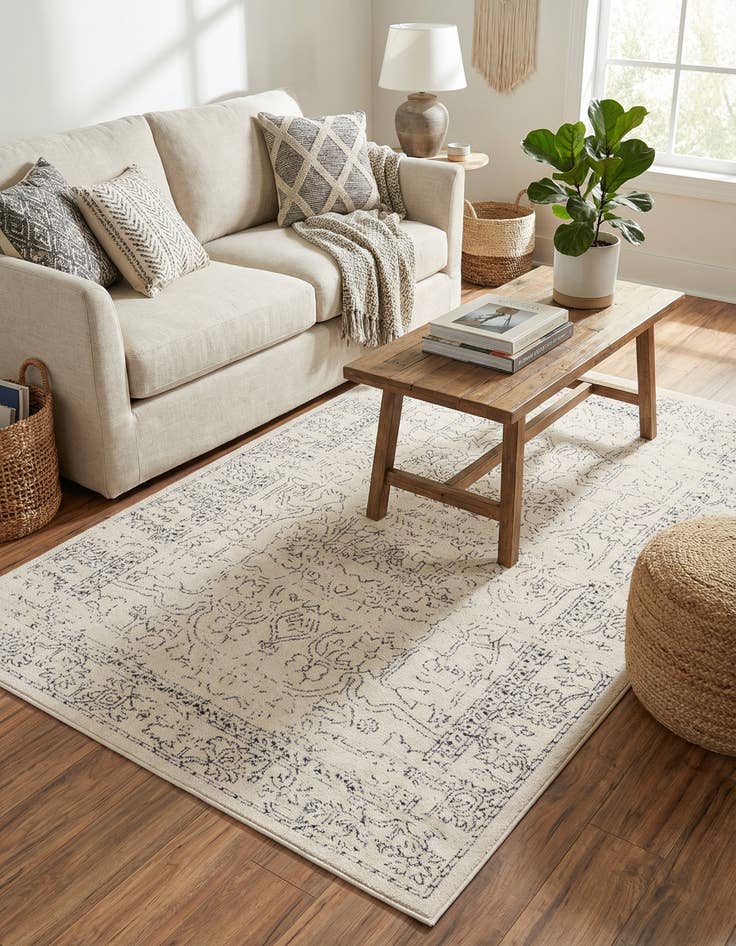 Detail image of 4' x 6' Isabella Rug