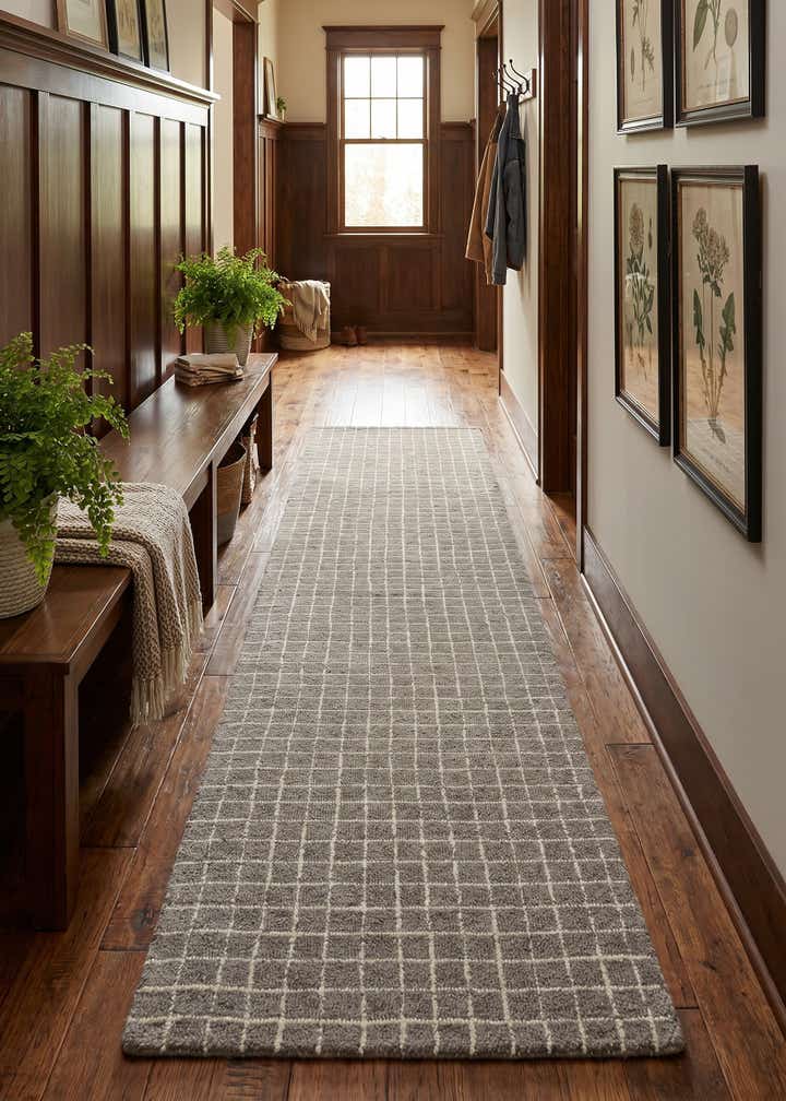 2' 7 x 10' Heritage Line Wool Runner Rug