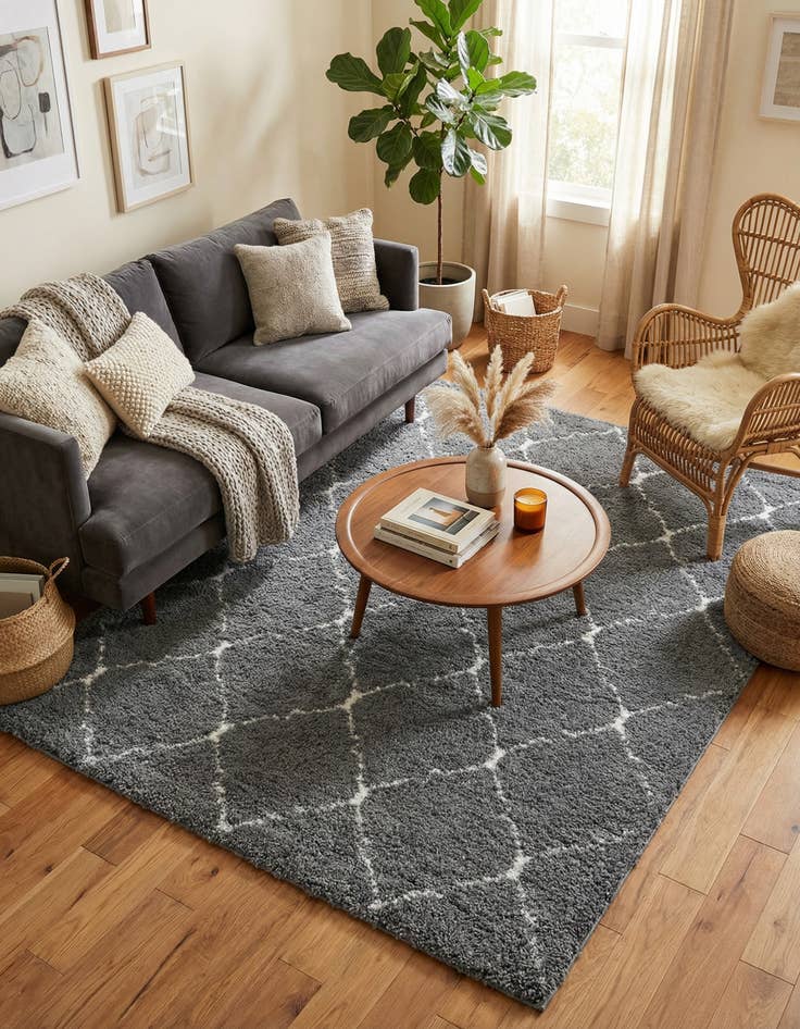 Detail image of 7' 10 x 10' Moroccan Shag Rug