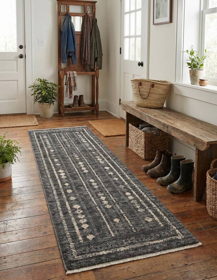 Detail image of 2' x 6' 3 Grand Tradition Runner Rug