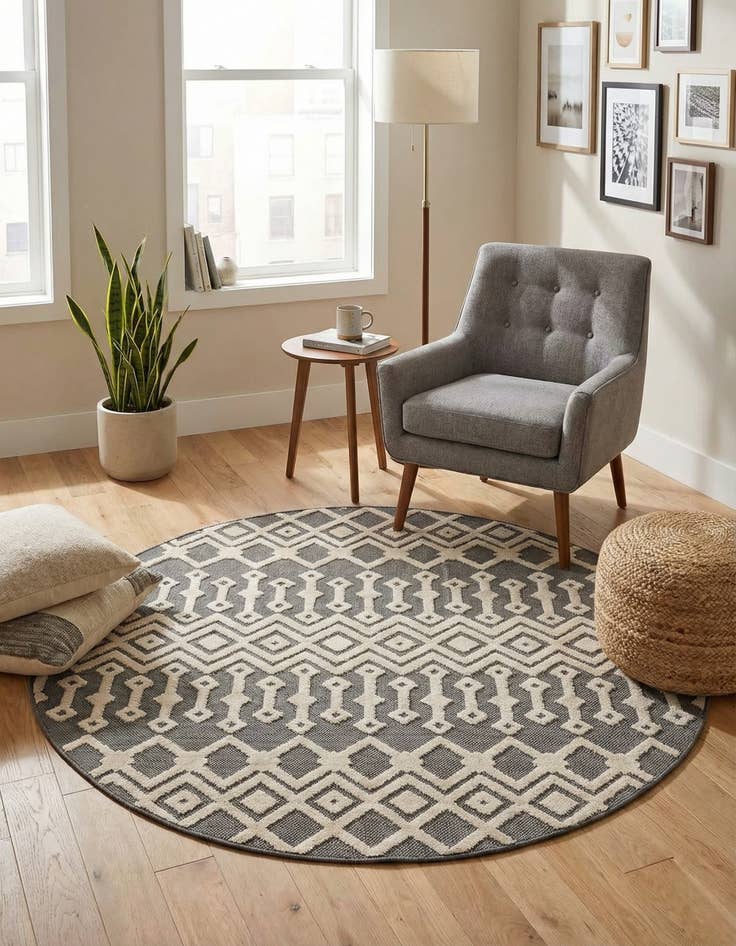 Detail image of 5' 3 x 5' 3 Arlo Round Rug