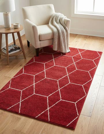Red Lattice Frieze Rug
