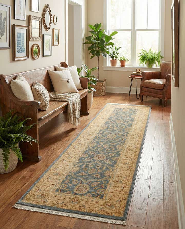 2' 7 x 10' Chelsea Runner Rug