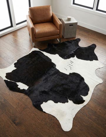 5' 3 x 5' 6 Cowhide Leather Square Rug
