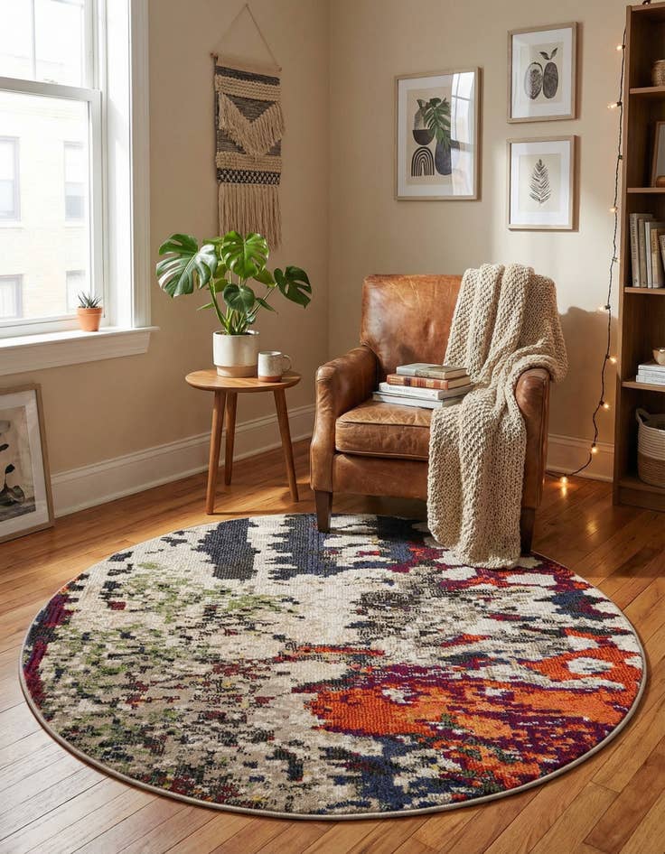 Detail image of 4' x 4' Washable Haerfest Round Rug