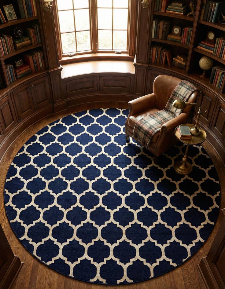 Detail image of 12' 2 x 12' 2 Lattice Round Rug