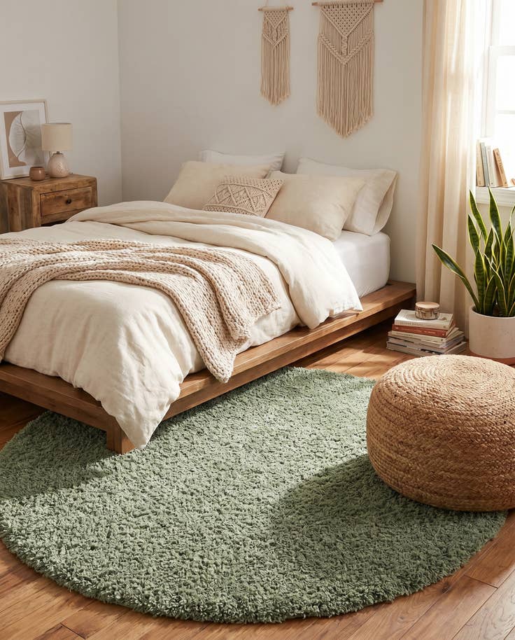 Detail image of 5' 3 x 5' 3 Zermatt Shag Round Rug