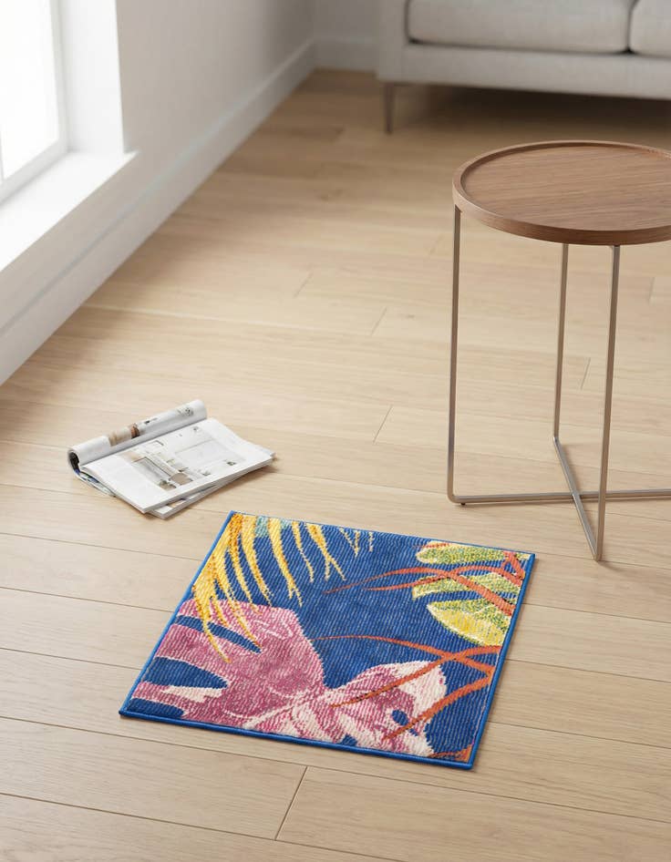 Detail image of 1' 4 x 1' 4 Blossom Sample Rug