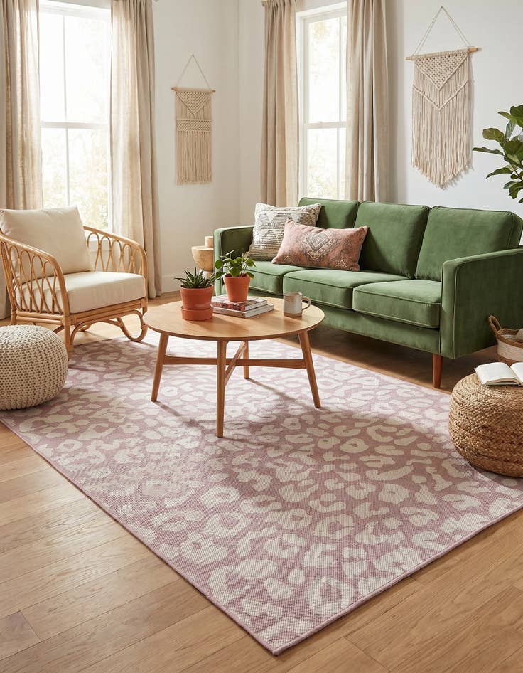 Detail image of 5' 3 x 8' Easy-Clean Safari Indoor / Outdoor Rug