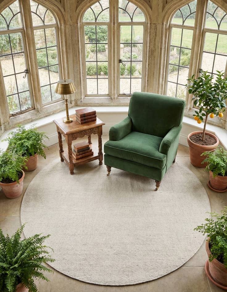 Detail image of 7' 10 x 7' 10  Hand Woven Jill Zarin English Manor Wool Round Rug