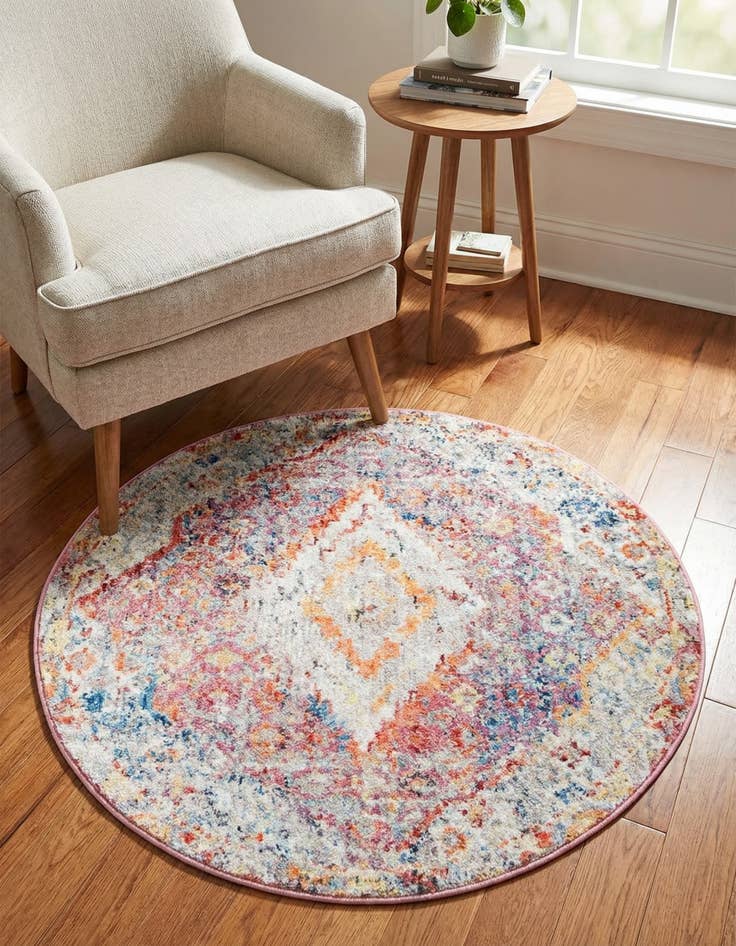 Detail image of 3' 3 x 3' 3 Williamsburg Round Rug