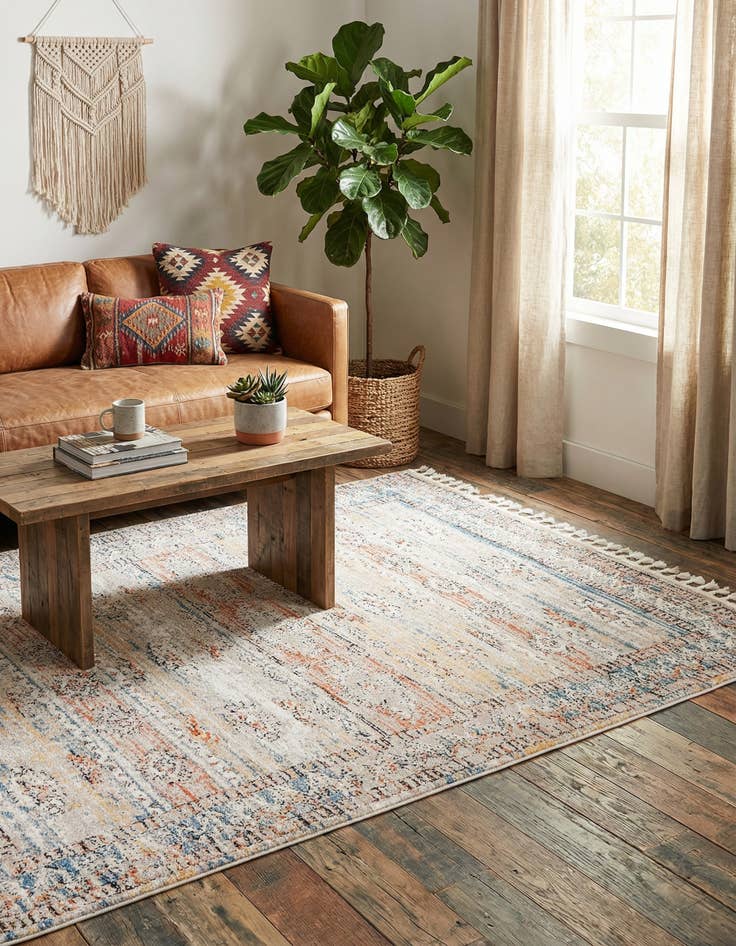 Detail image of  6' x 9' Aramis Rug