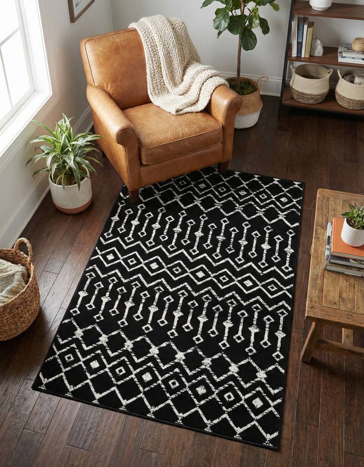 Detail image of 4' x 6' Kasbah Trellis Rug