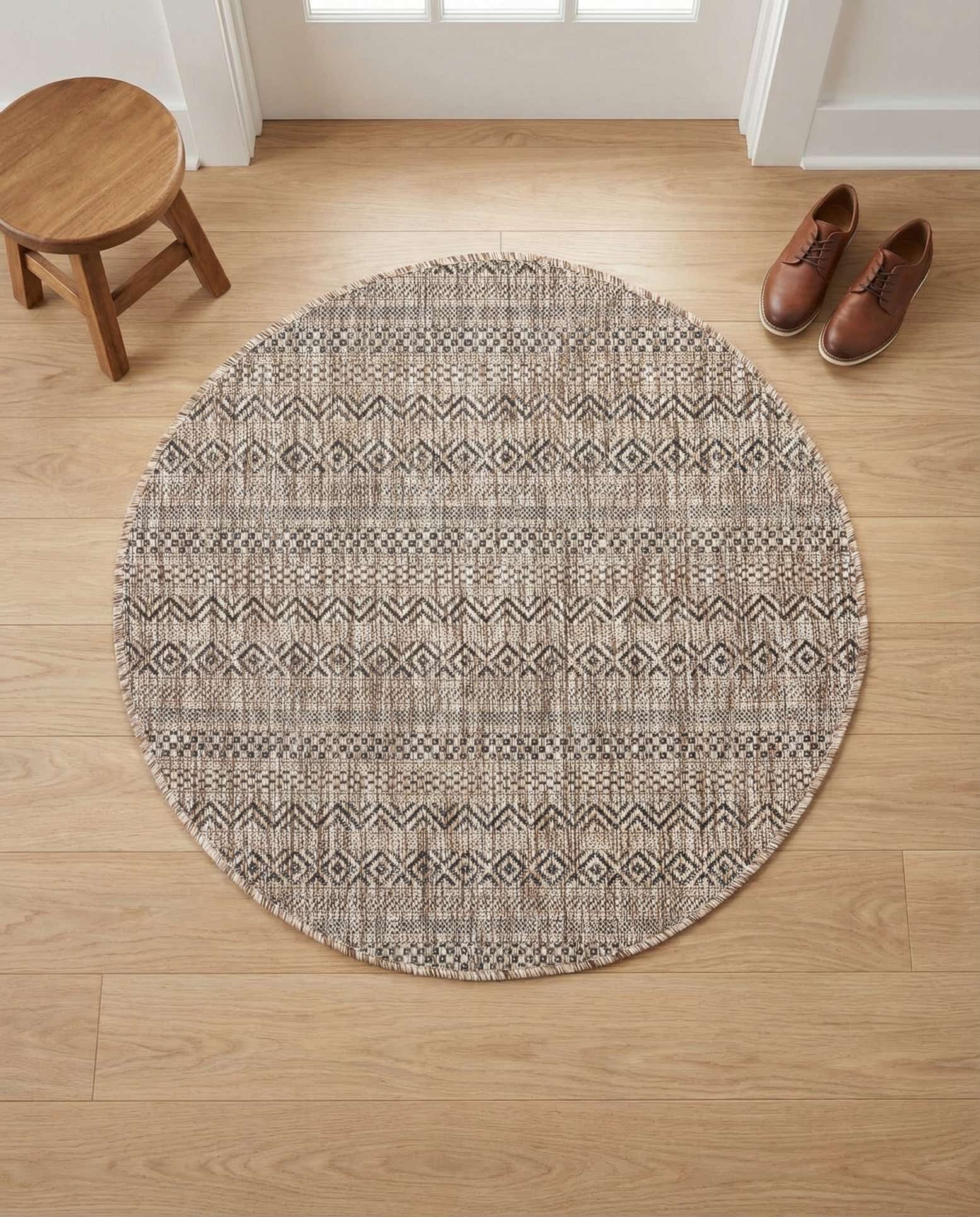 3' x 3' Easy-Clean Ribbon Indoor / Outdoor Round Rug