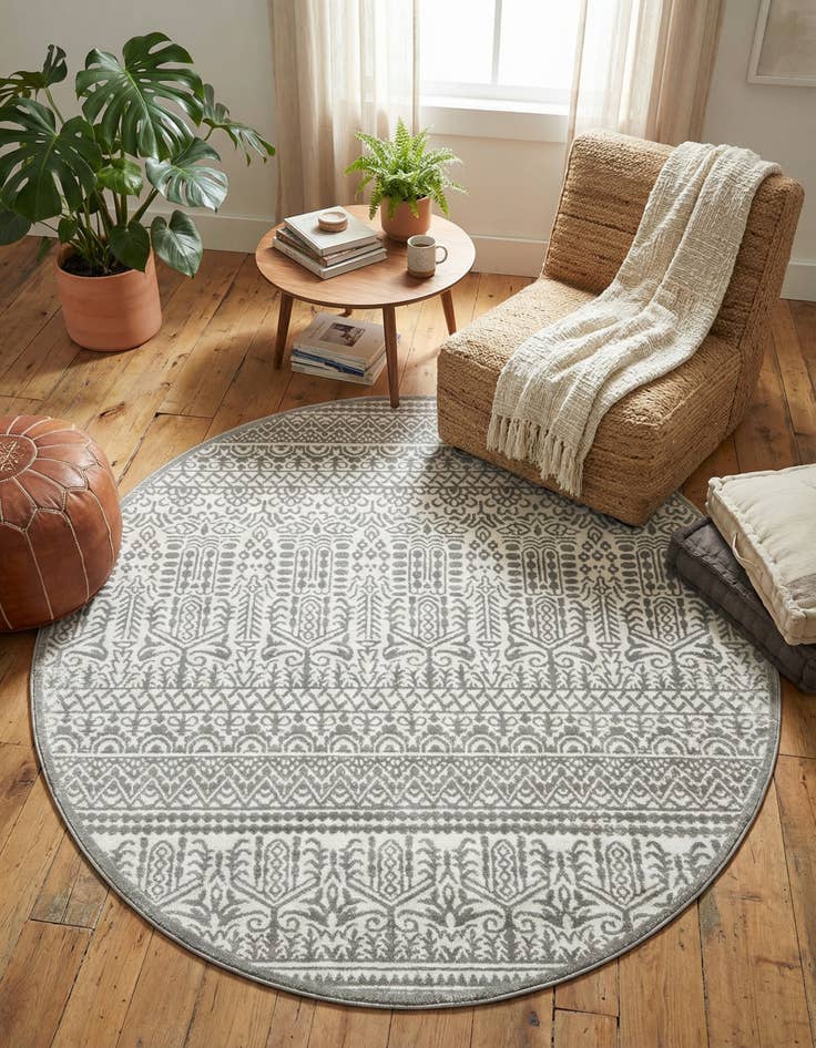 Detail image of 5' 3 x 5' 3 Uptown Cloisters Round Rug