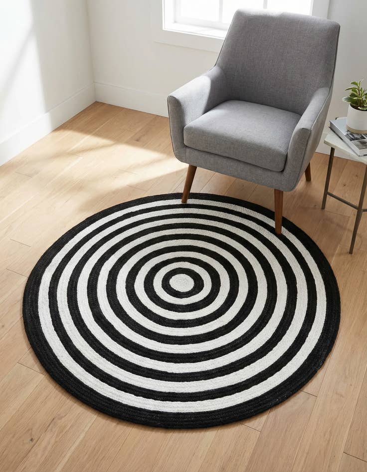 Detail image of 3' 3 x 3' 3  Hand Woven Eco Verse   Washable Indoor / Outdoor Round Rug