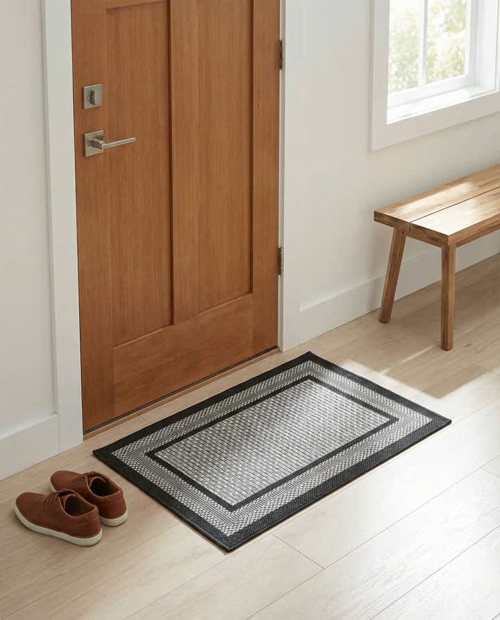 2' 2 x 3' Easy-Clean Border Indoor / Outdoor Rug