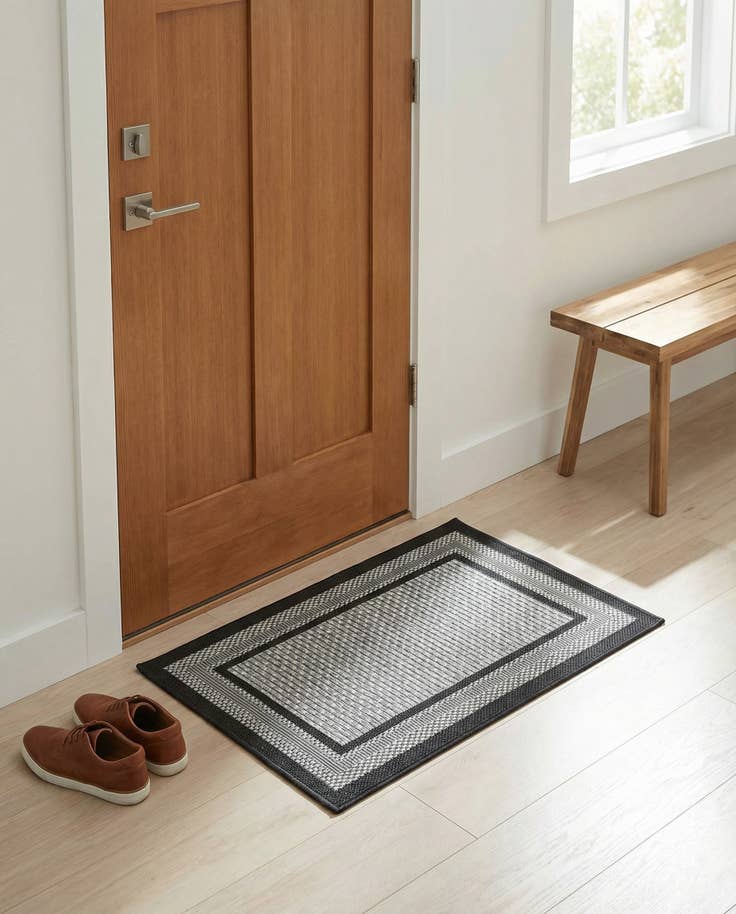 Detail image of 2' 2 x 3' Easy-Clean Border Indoor / Outdoor Rug